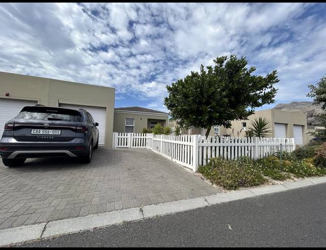 2 BEDROOM HOUSE FOR SALE IN COSTA DA GAMA